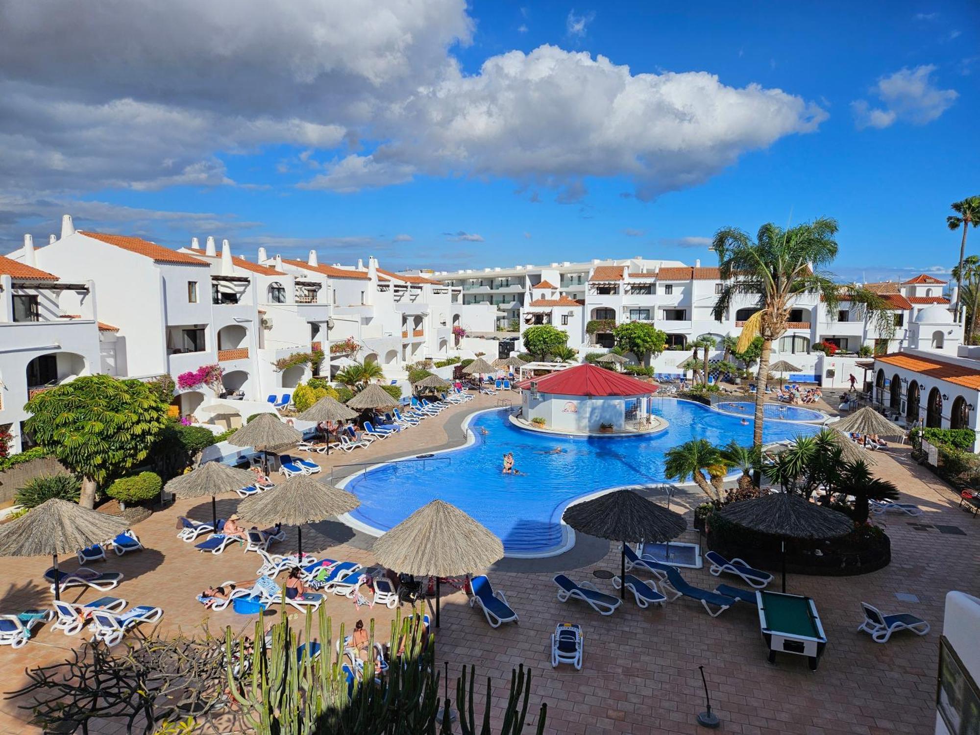 산미겔데아보나 Sunny Oasis Amarilla Golf 아파트 외부 사진